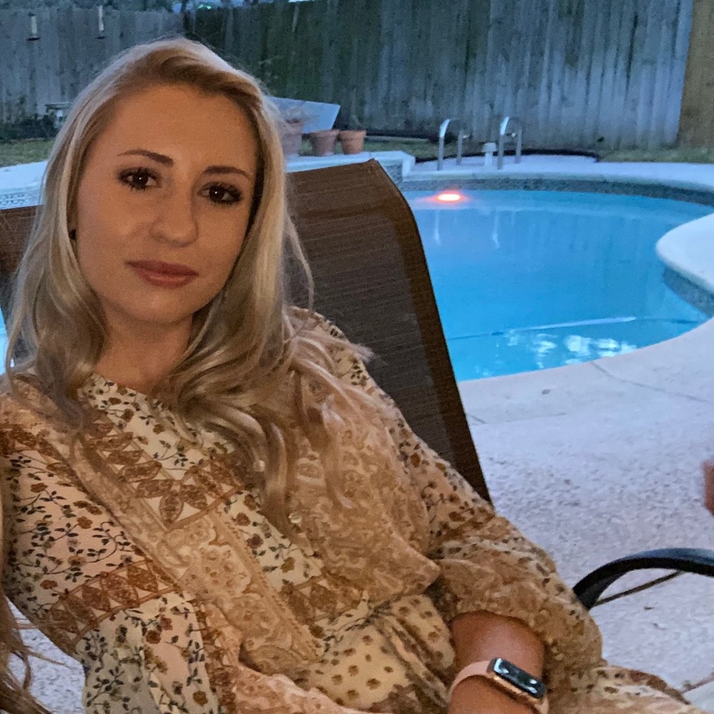 Meet your Posher, Pam